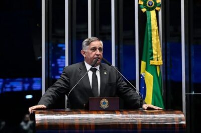 Prisão domiciliar para Bolsonaro foi decisão humanitária, diz Izalci