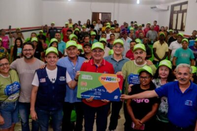 Agricultores de Codó recebem cartões do Programa Tempo de Semear para fortalecimento da produção rural