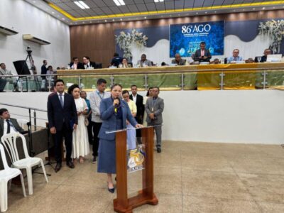 Pré-candidatura de Mical Damasceno ao Senado é ovacionada na Convenção da CEADEMA