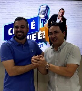 André da Ralpnet anuncia bonificação para profissionais da educação de Pinheiro