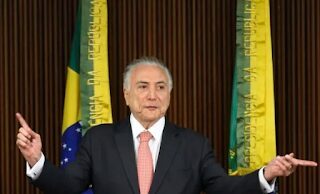 Em Paris, Temer defende que penas consideradas “exageradas” na chamada tentativa de golpe sejam revistas