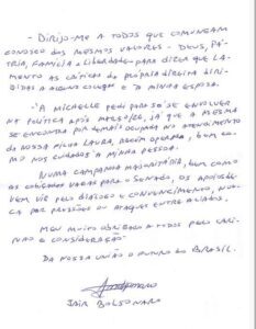 Bolsonaro pede que Michelle adie entrada na disputa política até 2026