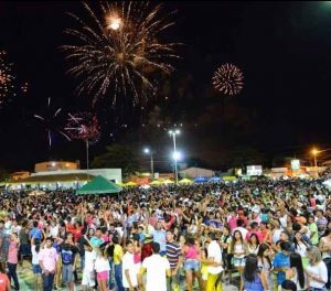 “ET DIEU CRÉA LA FEMME”! “BELEZINHA”: festa de Réveillon em Chapadinha vai custar quase R$ 650 mil