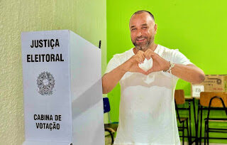 Desatando nós e criando laços