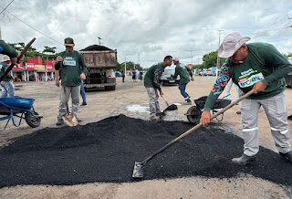 Prefeitura de Bacabal inicia operação tapa-buracos pelo Centro Cultural