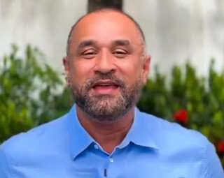 Salário antecipado,  dinheiro circulando e a ordem sendo restabelecida