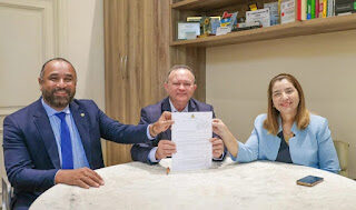 “Muito ajuda quem não atrapalha”