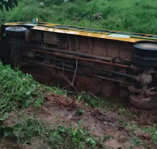 Jovens morrem em acidente envolvendo ônibus escolar em Bacabal