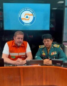 Corpo de Bombeiros e Defesa Nacional alinham, em Brasília, ações de combate a desastres naturais