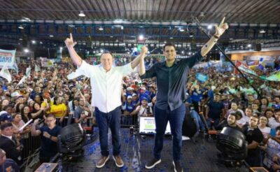 Com 40 Mil Pessoas e Mais de 180 Prefeitos Orleans Lança Candidatura com Demonstração de Força Política