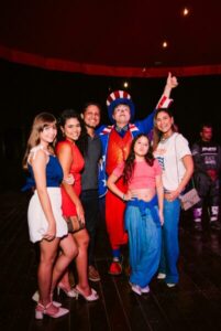 Circo Americano vira cenário de felicidade para famílias em São Luís no Dia Internacional da Felicidade