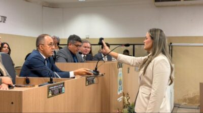 Posse da vereadora Kellyane Gedeon marca fortalecimento da representatividade feminina na Câmara de Timon