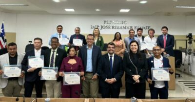 Câmara Municipal homenageia personalidades com Título de Cidadão e Cidadã Timonense