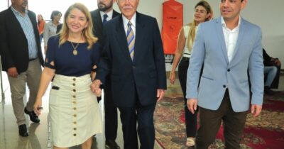 Iracema Vale recebe José Sarney em visita de cortesia à Assembleia Legislativa