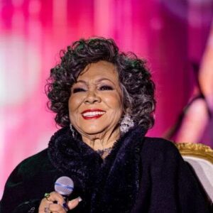 No momento do assalto, apenas o motorista dirigia o carro