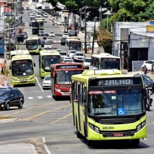 Greve de ônibus chega ao 3º dia em São Luís sem negociações