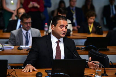 Senador Weverton Rocha reafirma tranquilidade e confiança na Justiça após busca em sua residência