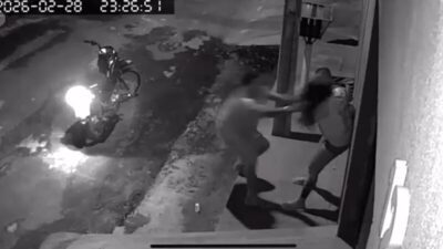 VÍDEO: Mulher é agredida enquanto segurava bebê nos braços em Codó, no MA; agressor é pai da criança