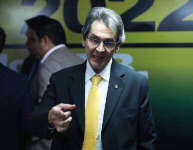 STF concede prisão domiciliar ao ex-deputado federal Roberto Jefferson