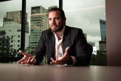 Ministro André Mendonça quer saber de Vorcaro onde o dinheiro foi parar