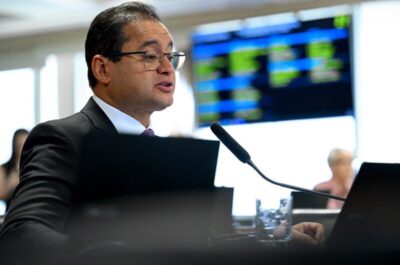 Relator, Weverton contempla Gilmar e muda votação para impeachment de ministros do STF