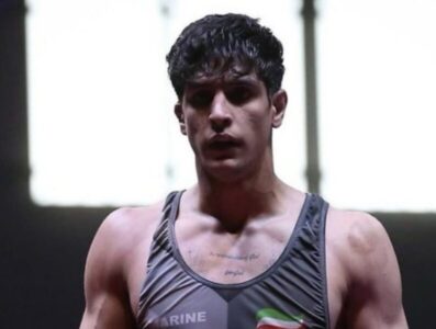 Pugilista de 19 anos executado no Irã por envolvimento em protestos