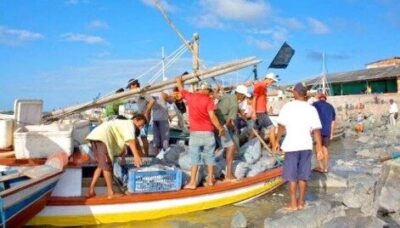 Pagamento de novo lote é realizado nesta terça (24) e beneficia pescadores no Maranhão