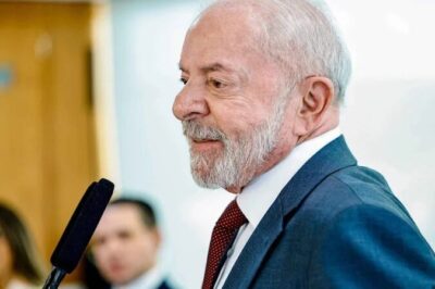 Lula afirma que salário mínimo é insuficiente, mas destaca papel histórico do direito