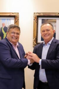 Brandão anuncia novo reajuste das bolsas da Fapema, agora maiores que as da Capes e CNPq