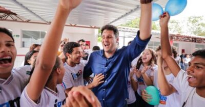 EM ZÉ DOCA, ORLEANS BRANDÃO RESSALTA AVANÇOS NA EDUCAÇÃO DO…