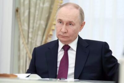 Putin condena ataque dos EUA ao Irã e alerta para risco de “grande perigo” global