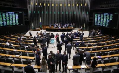 Deputados analisam em Plenário a PEC da Segurança Pública; acompanhe