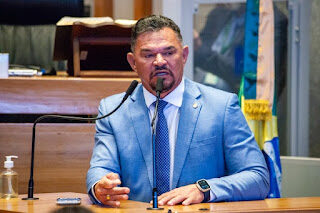 Deputado Hermeto esclarece destinação de recursos para educação no DF