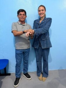 Natassia Weba recebe apoio de primeiro suplente de vereador em São Luís