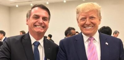 Jair Bolsonaro pede autorização para receber visita de Darren Beattie, assessor de Trump