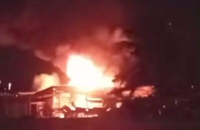 Incêndio destrói bar na Praia do Araçagi e causa prejuízo total