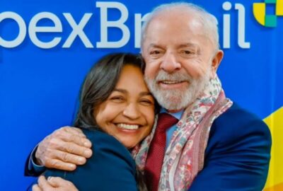 Eliziane mostra influência com Lula e foi a única senadora na missão oficial do presidente na Índia e Coreia do Sul