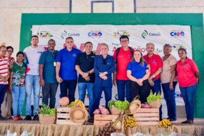 PAA: agricultores e famílias recebem 20 toneladas de alimentos em Codó