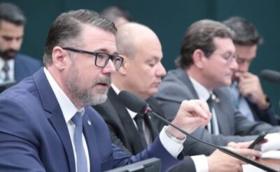 Comissão aprova destinar taxa de colecionador de arma a fundo da Polícia Federal