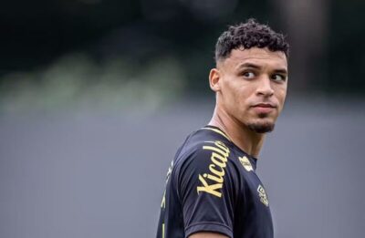 Flamengo negocia saída de Victor Hugo e pode manter percentual dos direitos