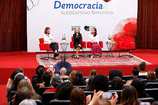 Cármen Lúcia alerta para urgência no enfrentamento à violência de gênero em evento no TSE