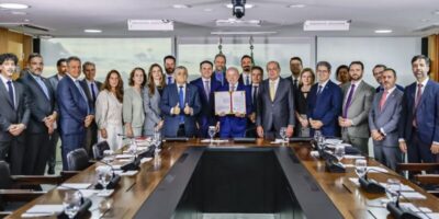 Lula sanciona Lei Antifacção e defende prisão de magnatas do crime