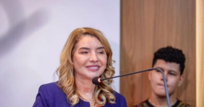 Iracema Vale recebe Placa de Honra ao Mérito na Câmara Municipal de São Luís