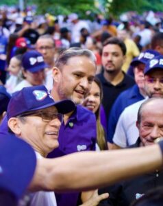 Caravana liderada por Júlio Filho leva mais de 3 mil ribamarenses ao lançamento da pré-candidatura de Orleans Brandão