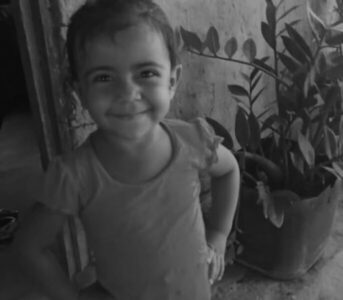 Menina de 3 anos morre afogada em caixa d’água no Povoado Leite
