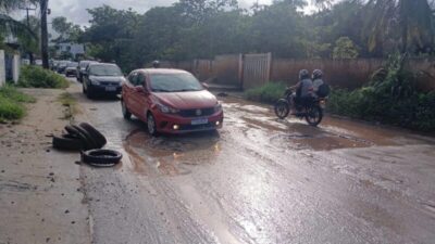 Buracos dificultam trânsito na Avenida General Arthur Carvalho, em São José de Ribamar