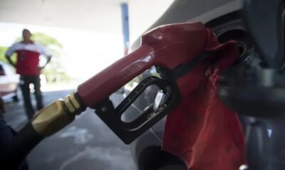 Lula zera imposto e subsidia diesel para conter alta do petróleo