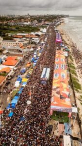 Foliões consagram Carnaval da Litorânea como o maior da história do Maranhão