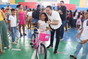 Prefeitura de Pinheiro realiza o projeto “Banco do Saber” e reconhece mais uma vez o empenho dos estudantes