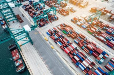 Sudeste lidera cabotagem no Brasil com 155,7 milhões de toneladas e crescimento de 3,18% em 2025